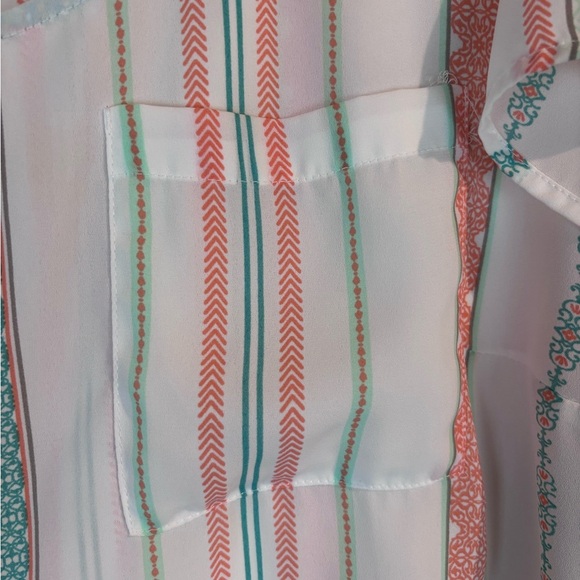 Torrid Plus Size 3 (3X/22-24) Striped Button-Back Blouse – Short Sleeve - Picture 5 of 13